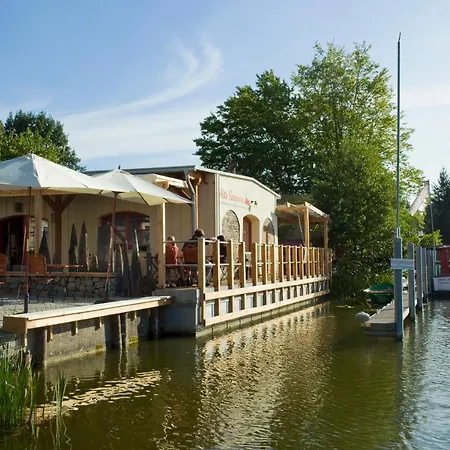 Kulturgasthof Alte Reederei アパートホテル