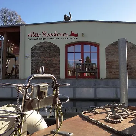 Kulturgasthof Alte Reederei Aparthotel 4*