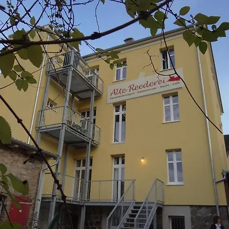 Kulturgasthof Alte Reederei Aparthotel 4*