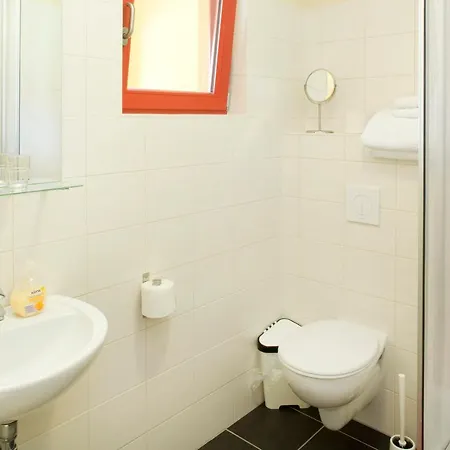 Kulturgasthof Alte Reederei 4*