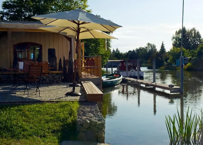 Kulturgasthof Alte Reederei Apart-hotel 4*