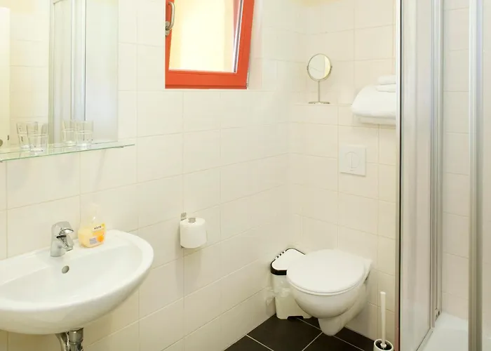 Kulturgasthof Alte Reederei 4*